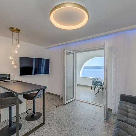 Lägenhet Deluxe Seaview Kennedy I
