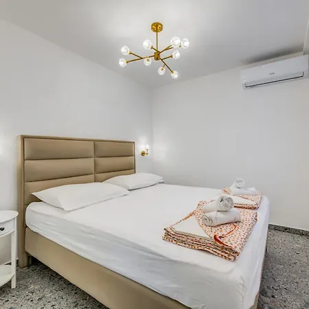 Deluxe Seaview Kennedy I Lägenhet Mimice