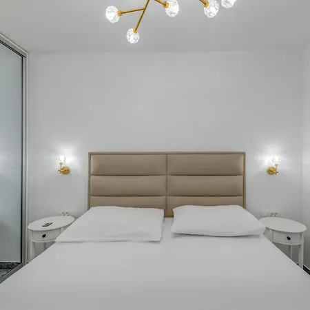 Deluxe Seaview Kennedy I Lägenhet Mimice